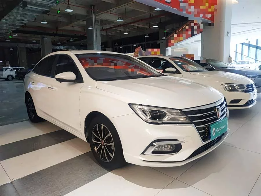 Roewe i5