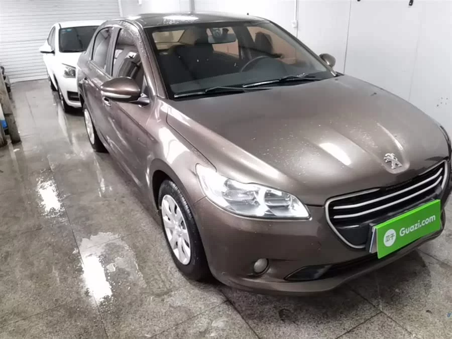 Peugeot 301