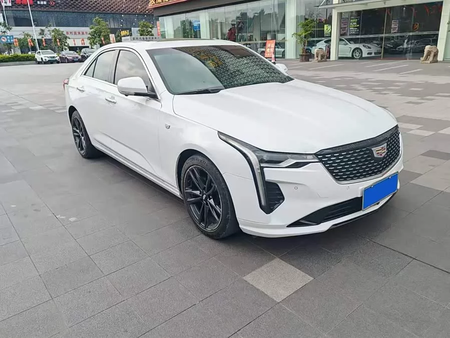 Cadillac CT4