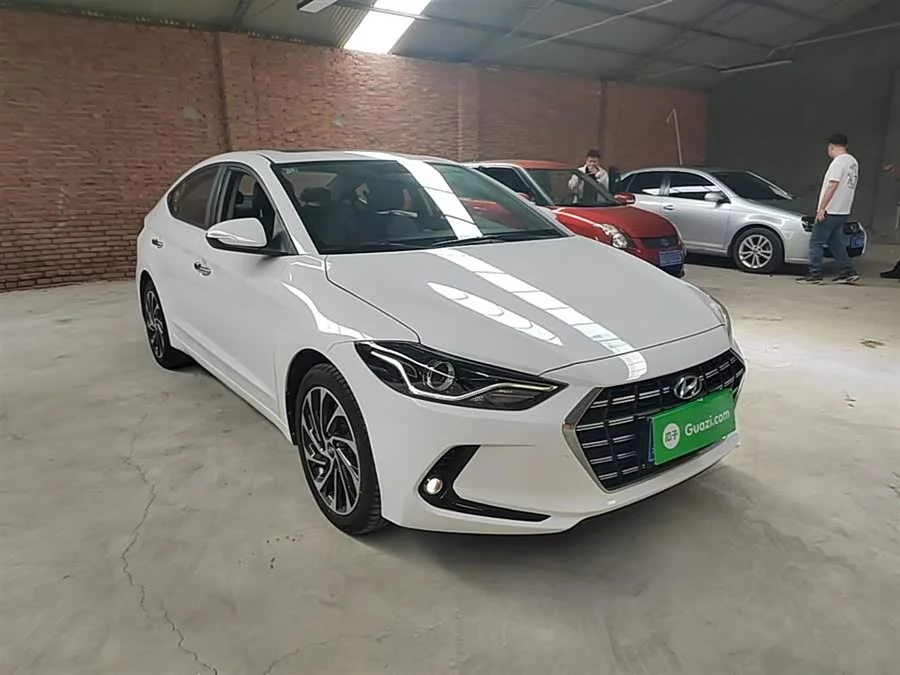 Hyundai elantra