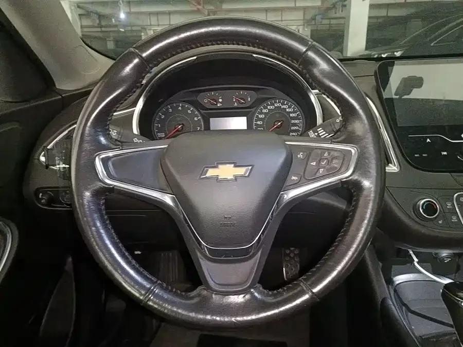Chevrolet Malibu XL
