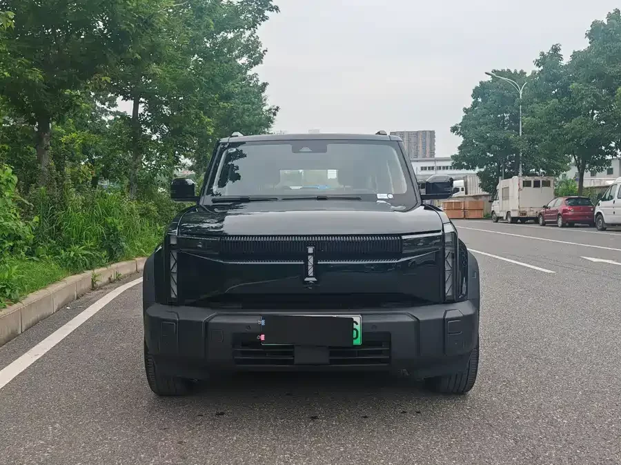 iCAR 03