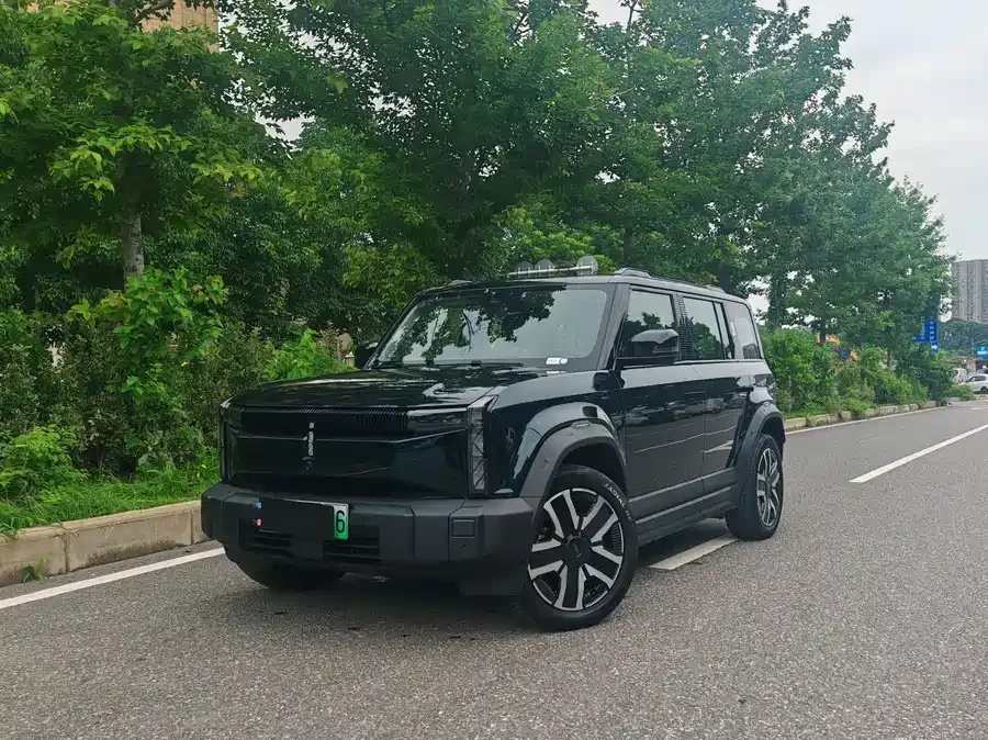 iCAR 03