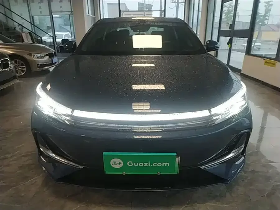 Geely Galaxy A7 EM