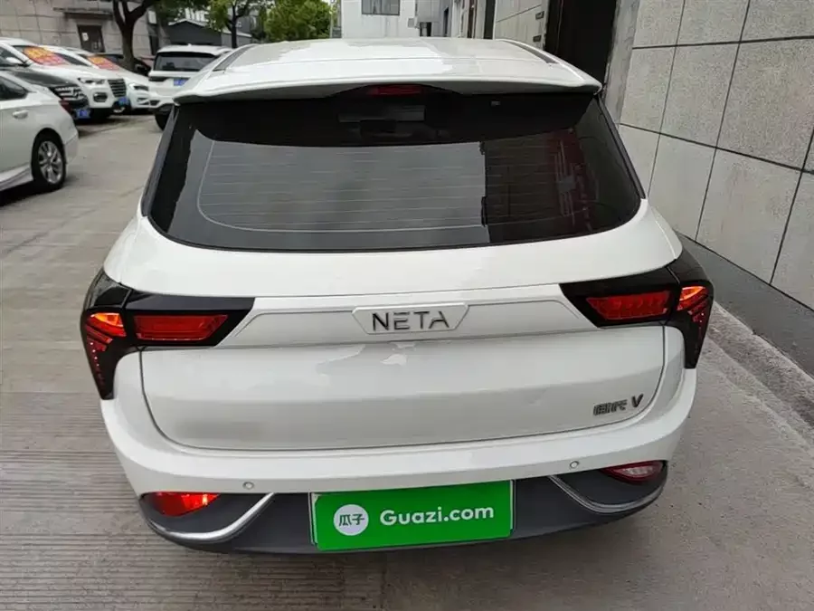 NETA Nezha V