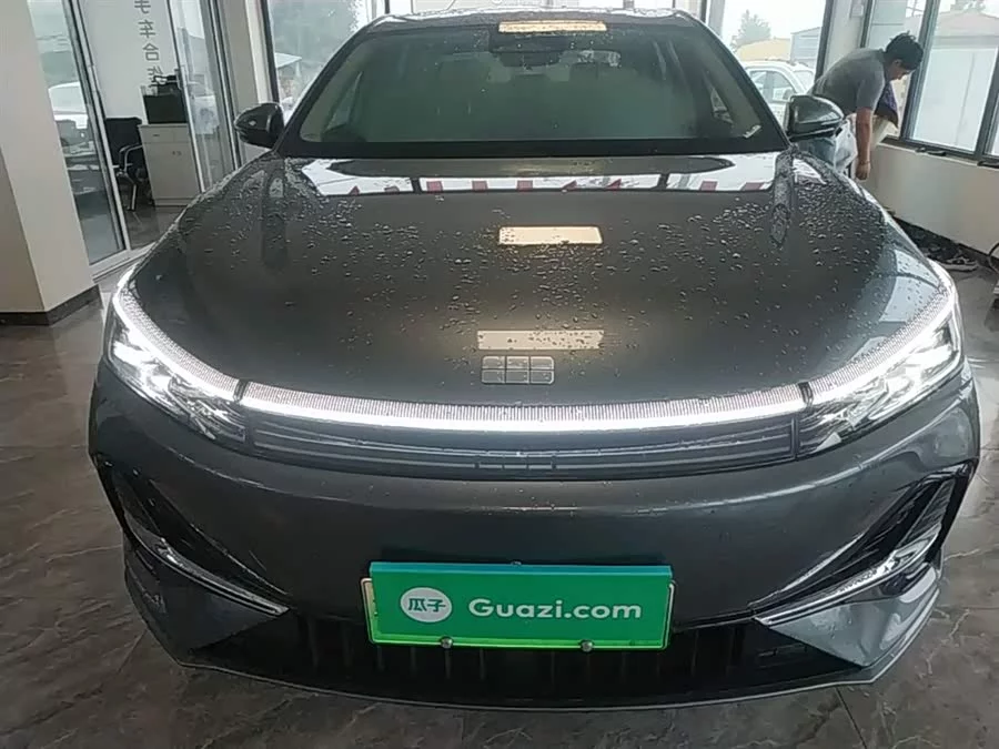 Geely Galaxy A7 EM