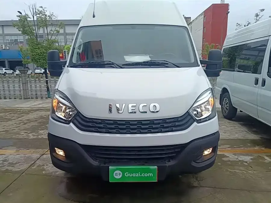 Iveco Wolfson