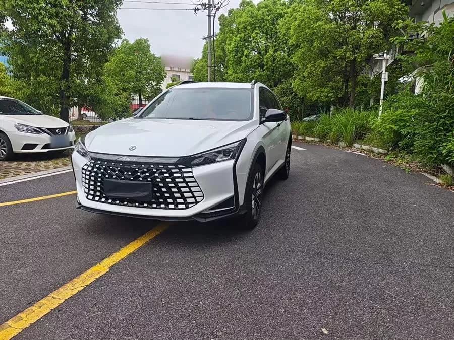 Dongfeng Yixuan GS
