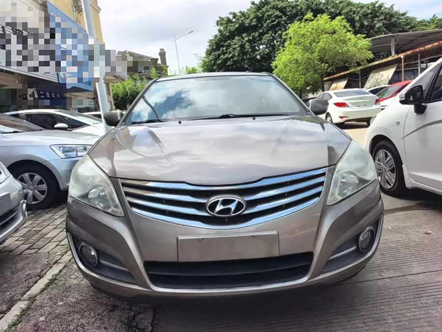 Hyundai Elantra / Celesta