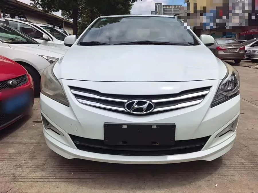 Hyundai Rena