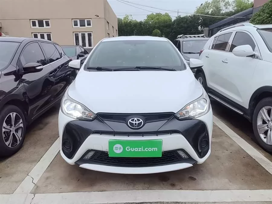 Toyota YARiS L