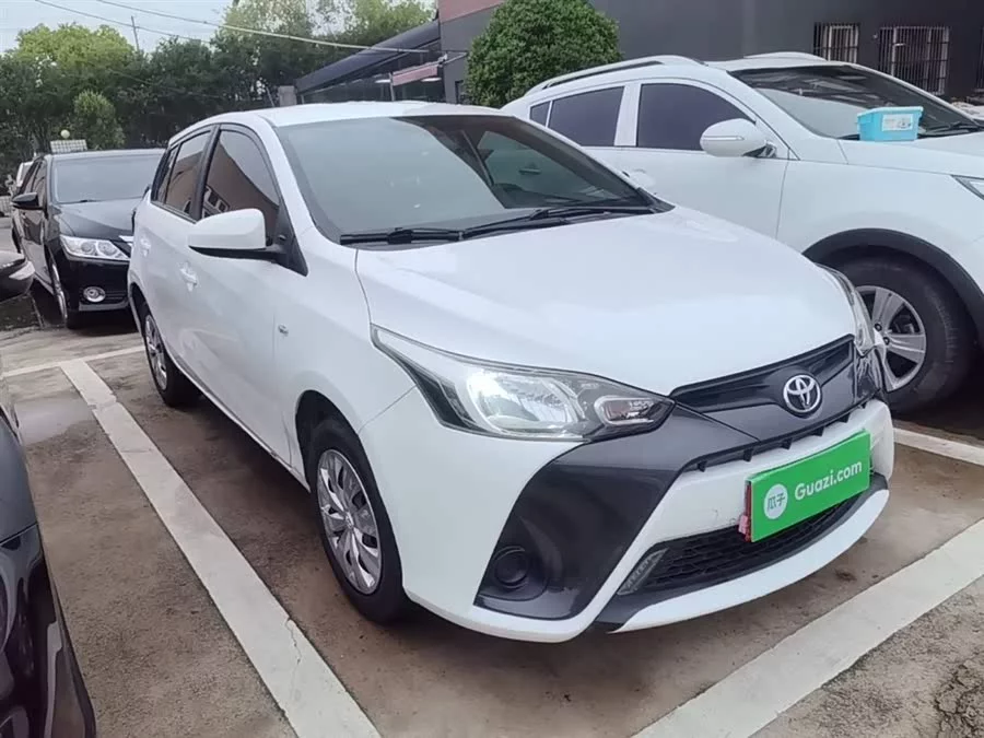 Toyota YARiS L