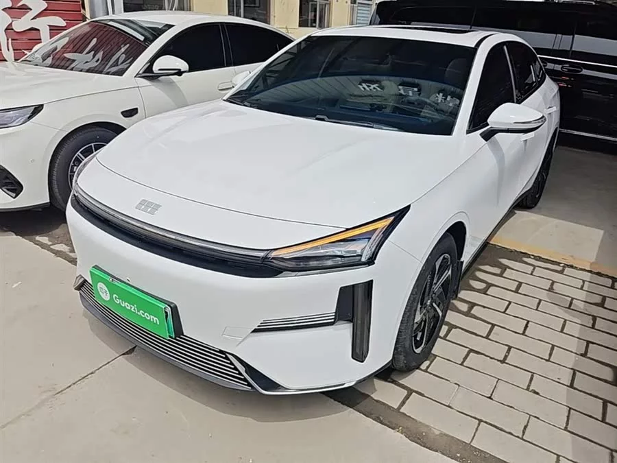 Geely Galaxy L6