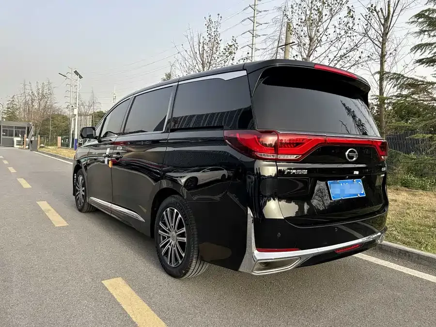 GAC Trumpchi M8