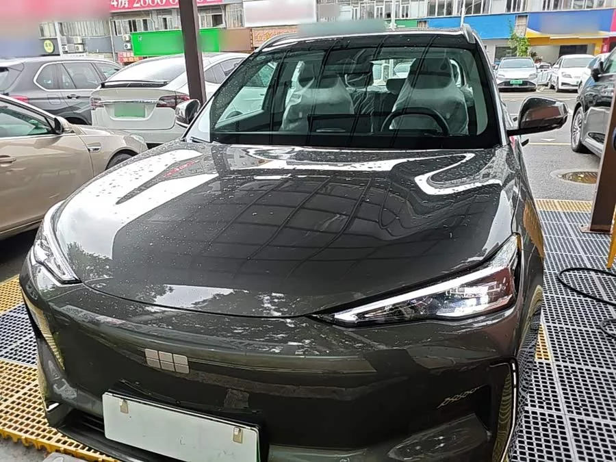 Geely Galaxy E5