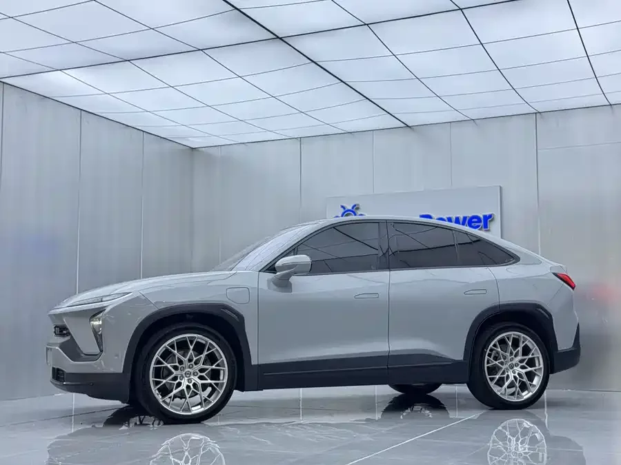 NIO EC6