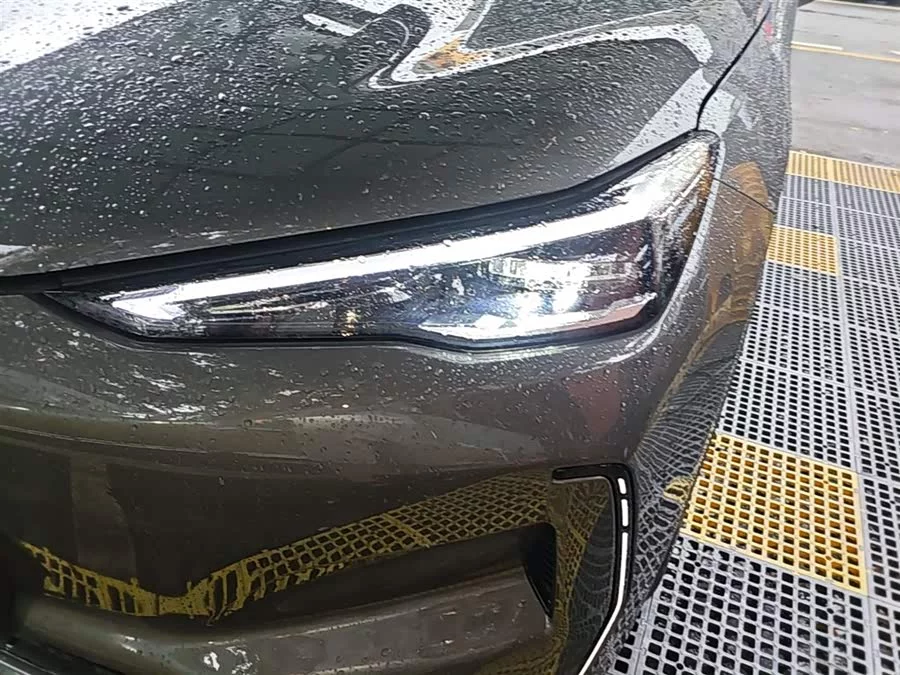 Geely Galaxy E5
