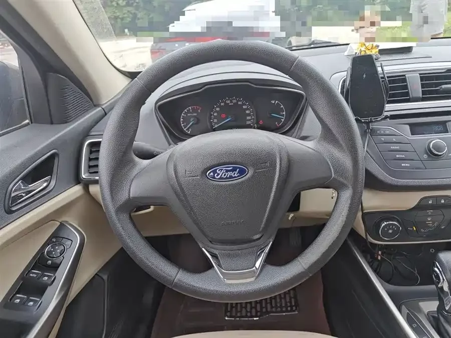 Ford Escort