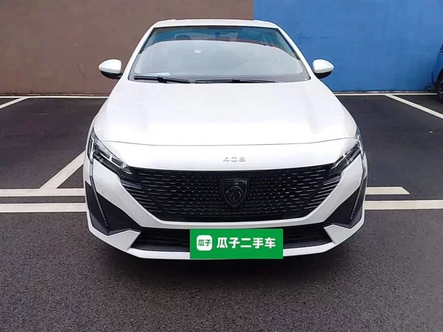 Peugeot 408