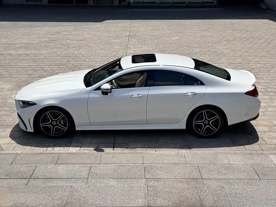 Mercedes Benz CLS