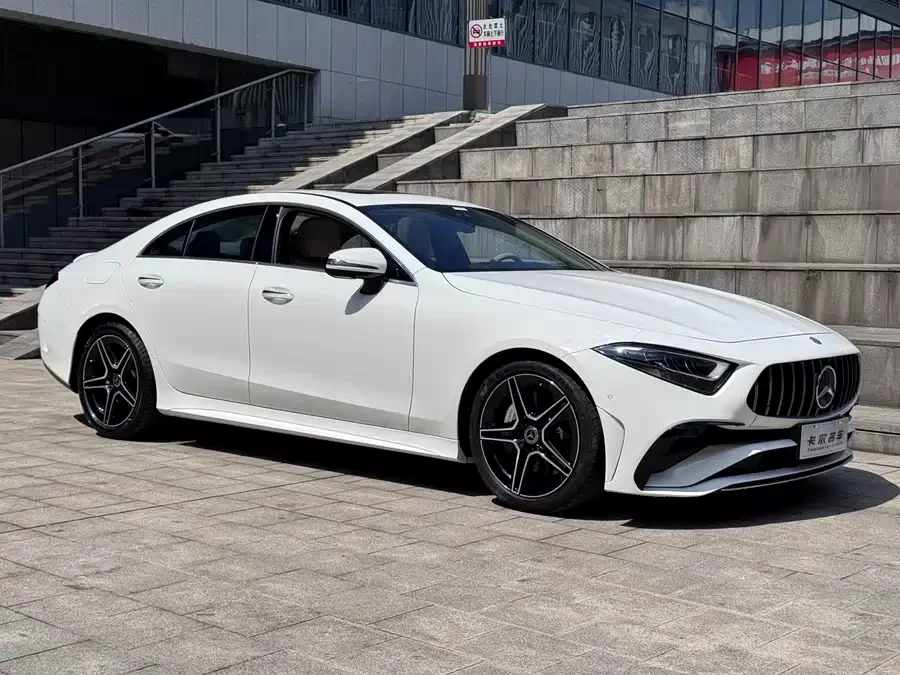Mercedes Benz CLS