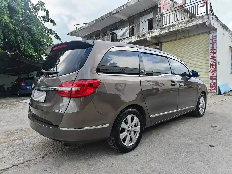 Buick GL8