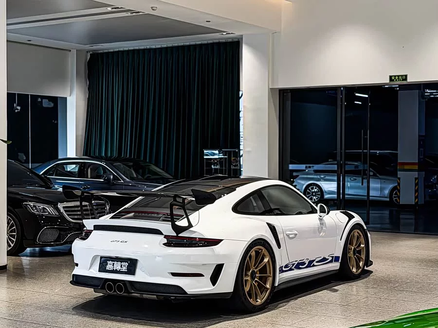 Porsche 911