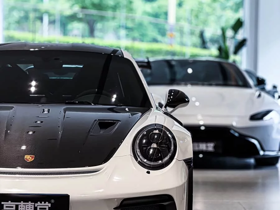 Porsche 911