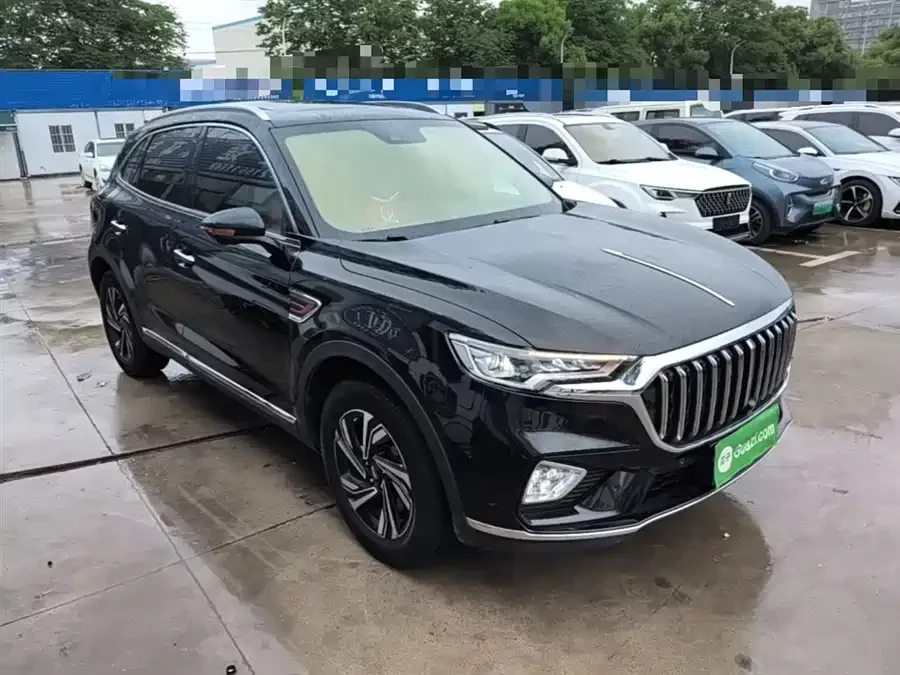 Hongqi HS5