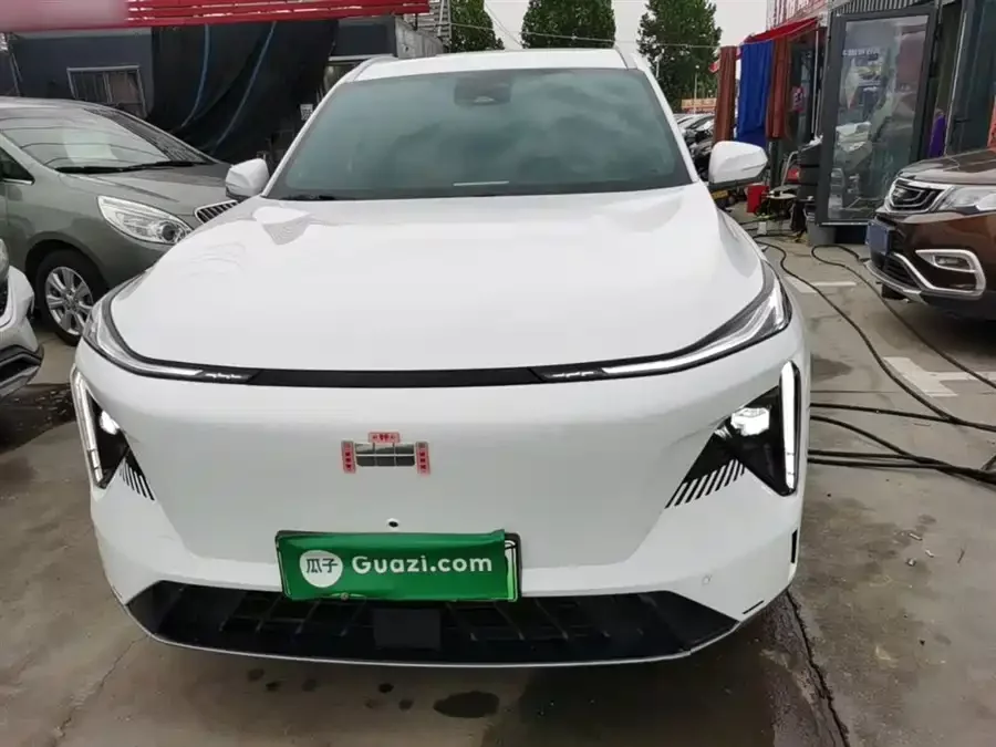 Geely Galaxy L7