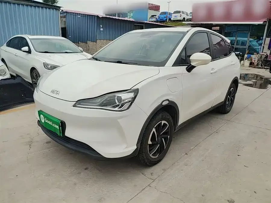 NETA Nezha V