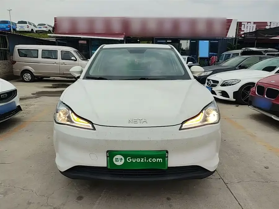 NETA Nezha V