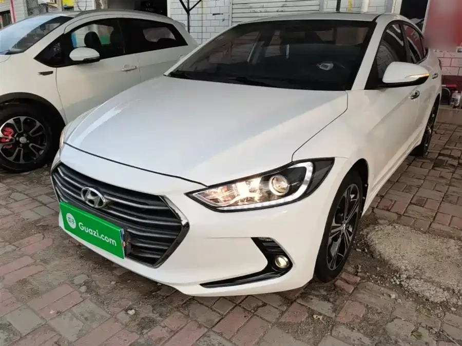 Hyundai elantra
