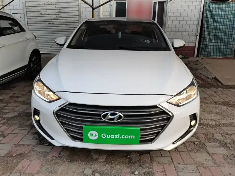 Hyundai elantra