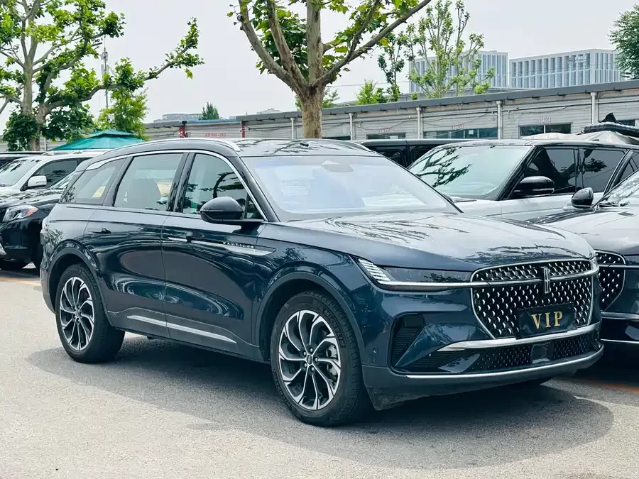Lincoln Navigator