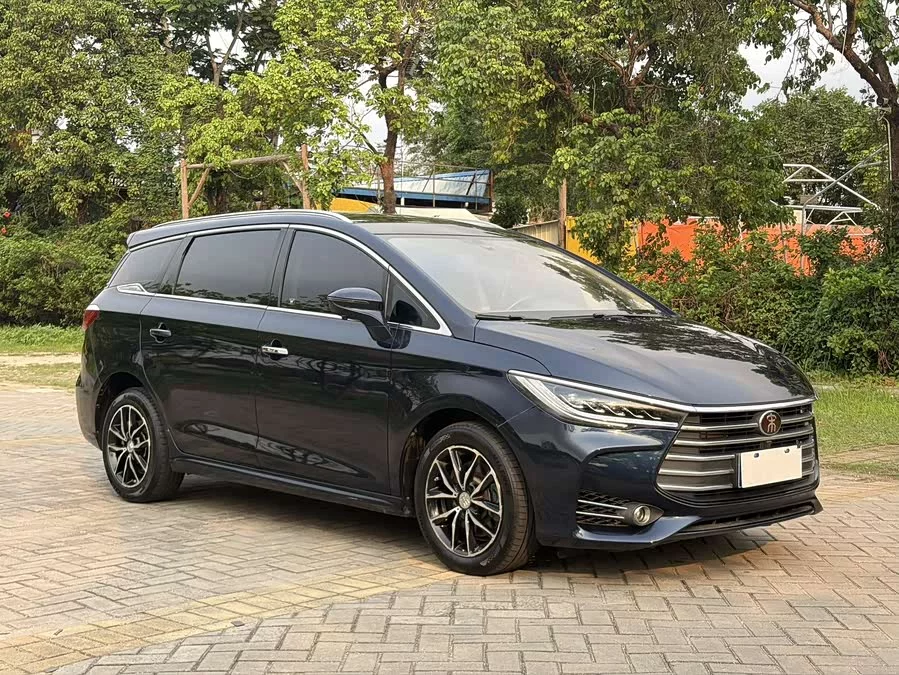 BYD Song MAX