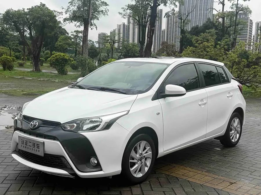 Toyota YARiS L