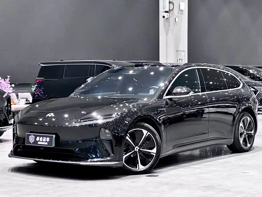 NIO ET5T