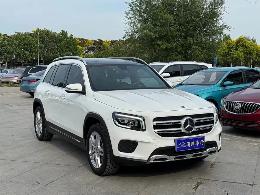 Mercedes Benz GLB