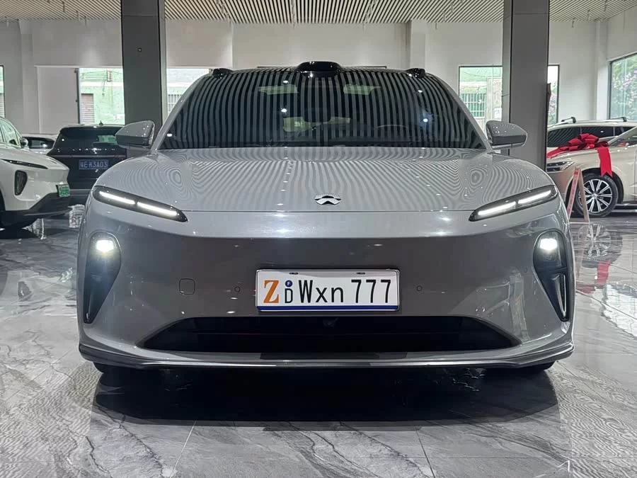 NIO ET5T