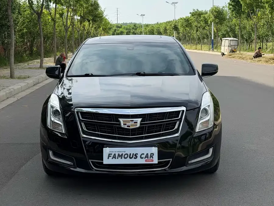 Cadillac XTS
