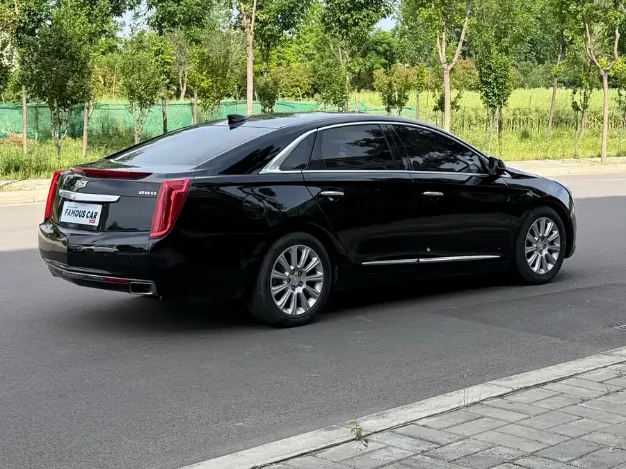 Cadillac XTS