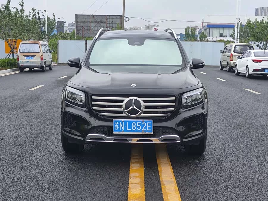 Mercedes Benz GLB