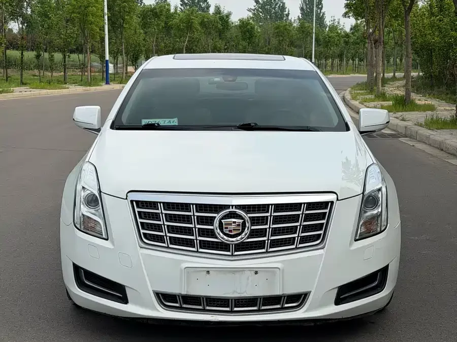 Cadillac XTS