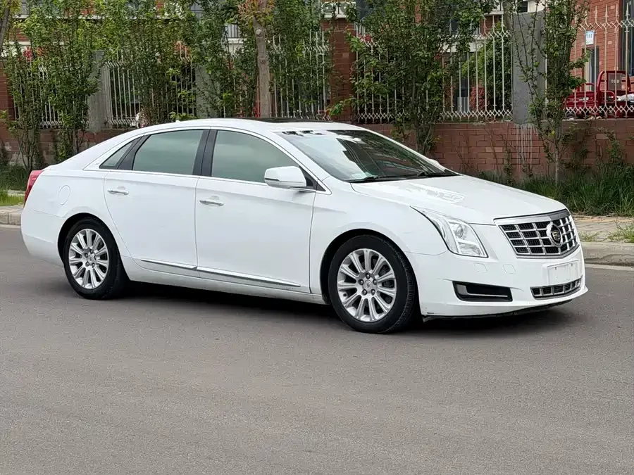 Cadillac XTS