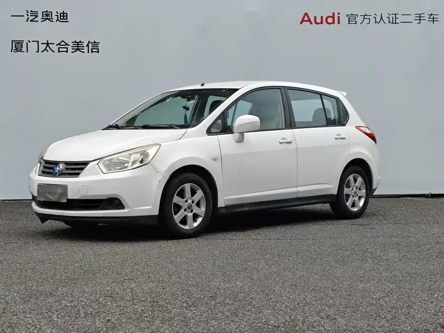 Venucia R50