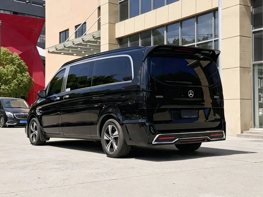 Mercedes Benz Vito