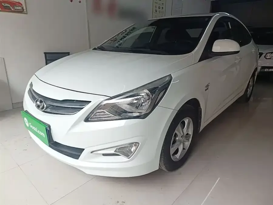 Hyundai Rena