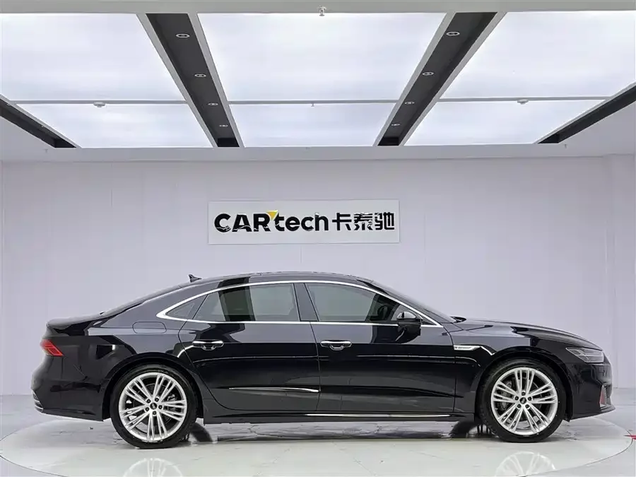 Audi A7L