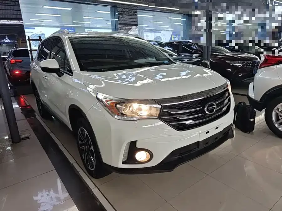 GAC Trumpchi GS4